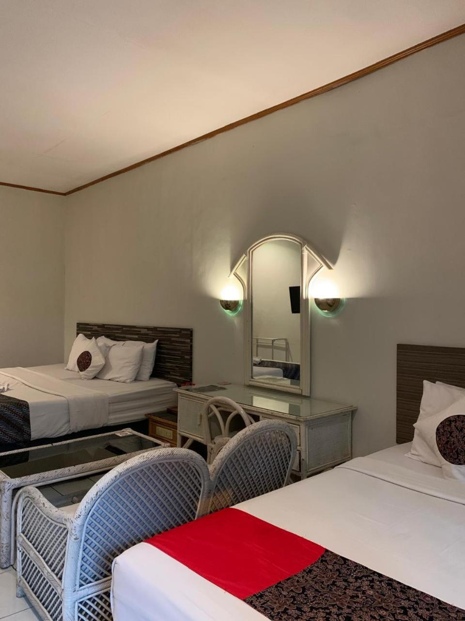 Kusma Hotel Bandungan Semarang Exteriör bild