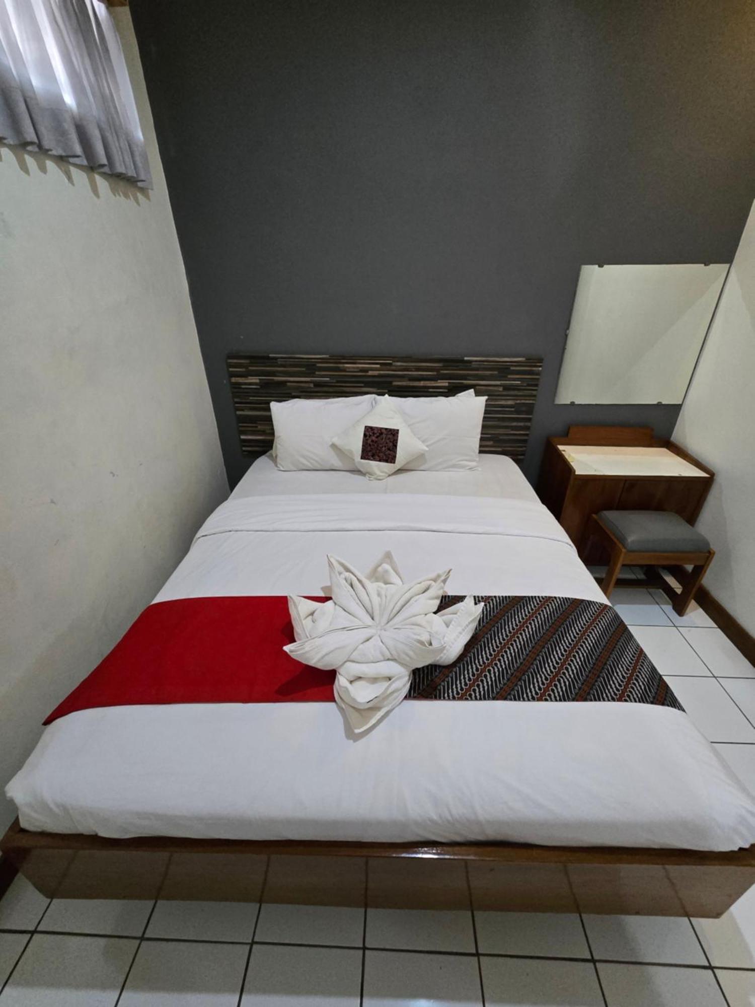 Kusma Hotel Bandungan Semarang Exteriör bild