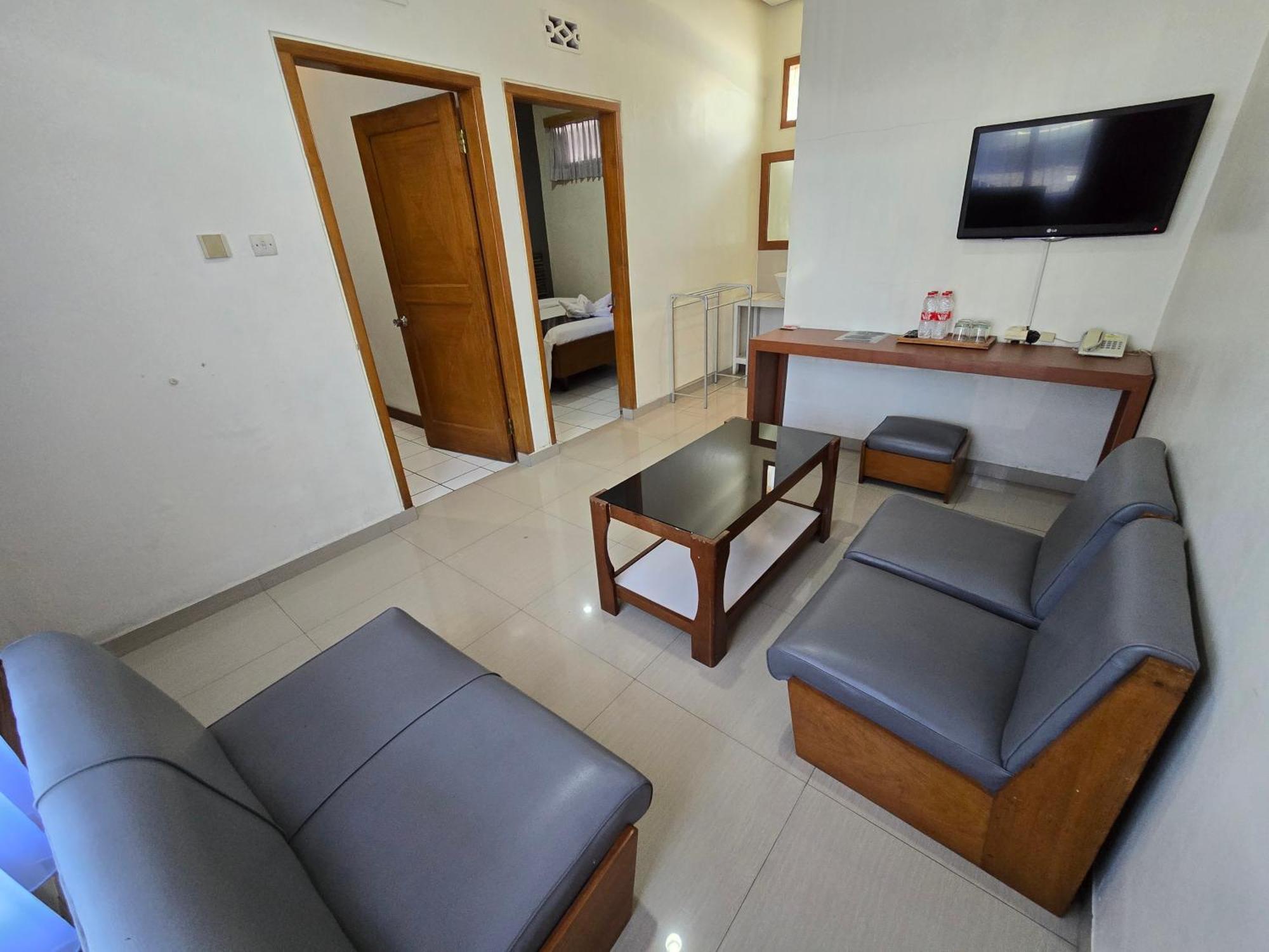 Kusma Hotel Bandungan Semarang Exteriör bild
