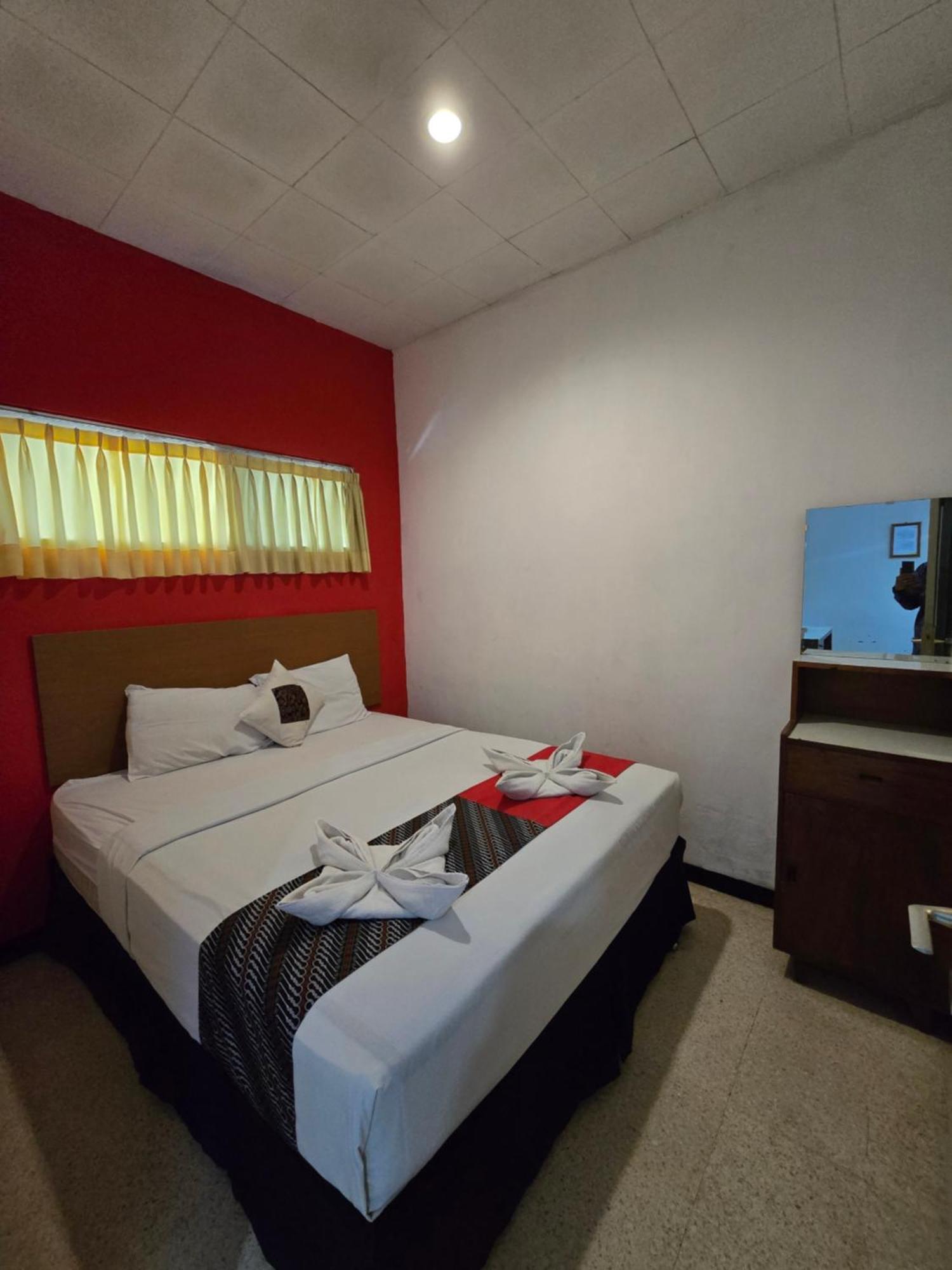 Kusma Hotel Bandungan Semarang Exteriör bild