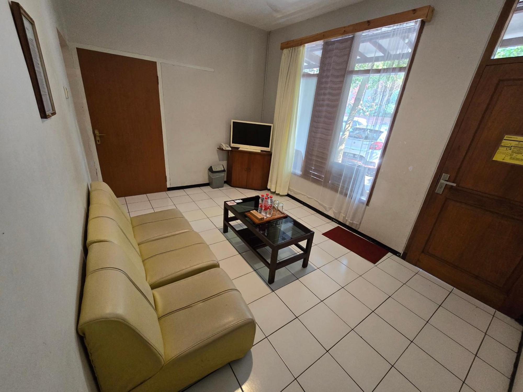 Kusma Hotel Bandungan Semarang Exteriör bild
