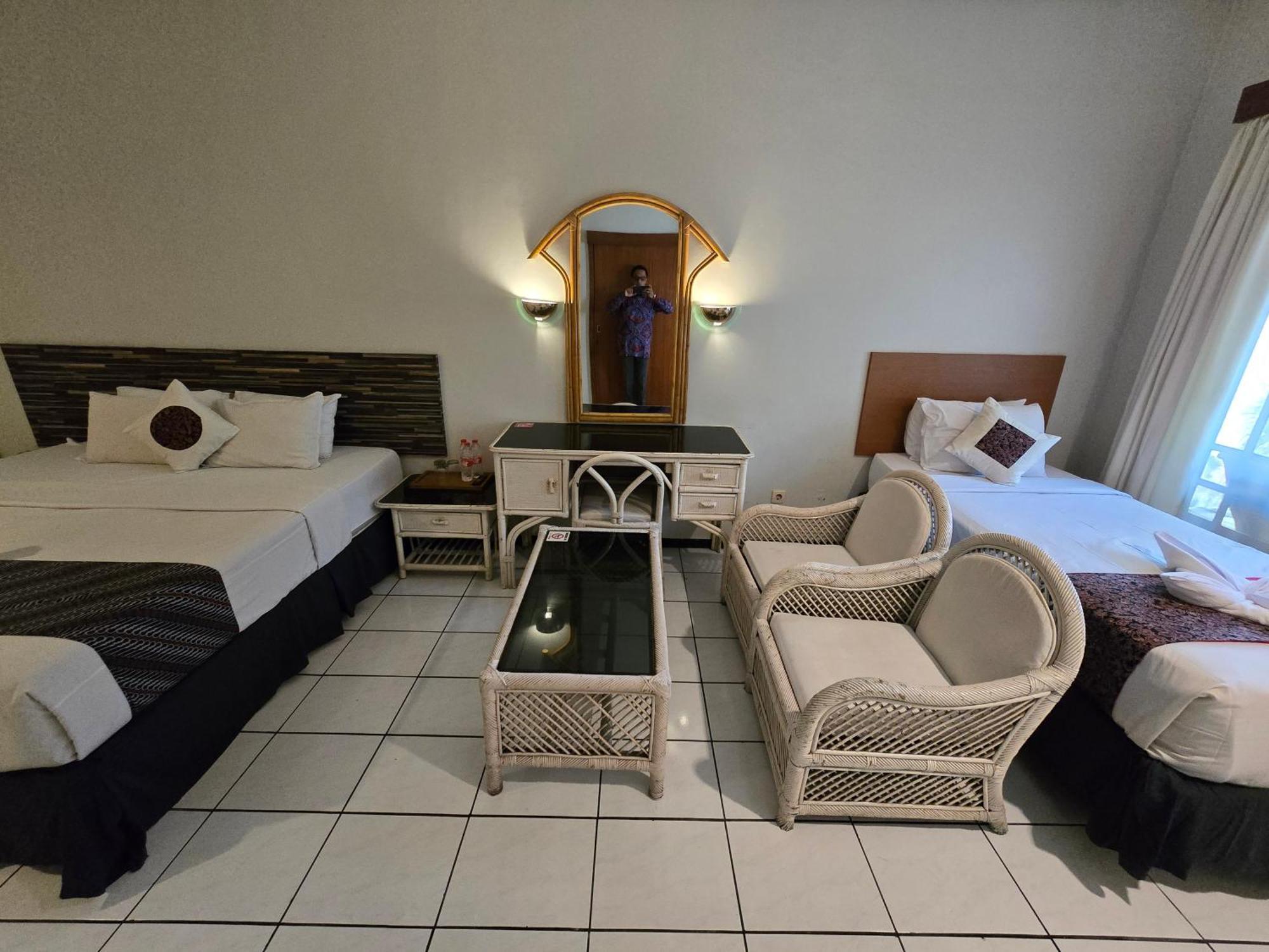 Kusma Hotel Bandungan Semarang Exteriör bild